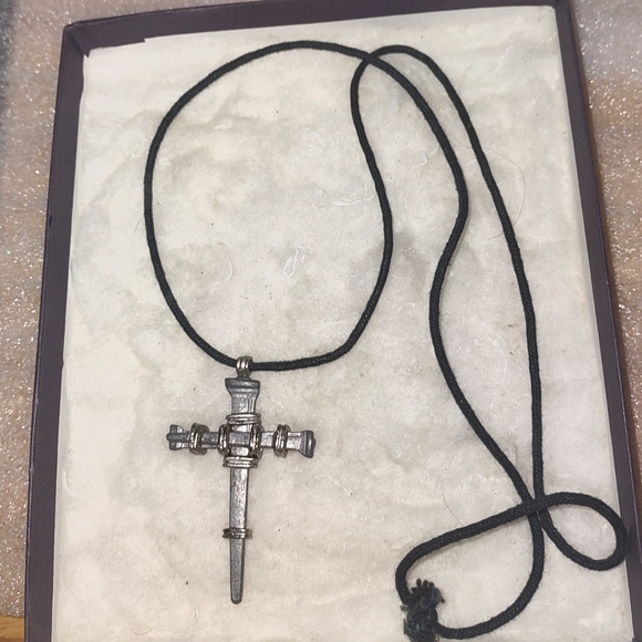 Cross of Nails Pewter Pendant - Picture 6 of 9